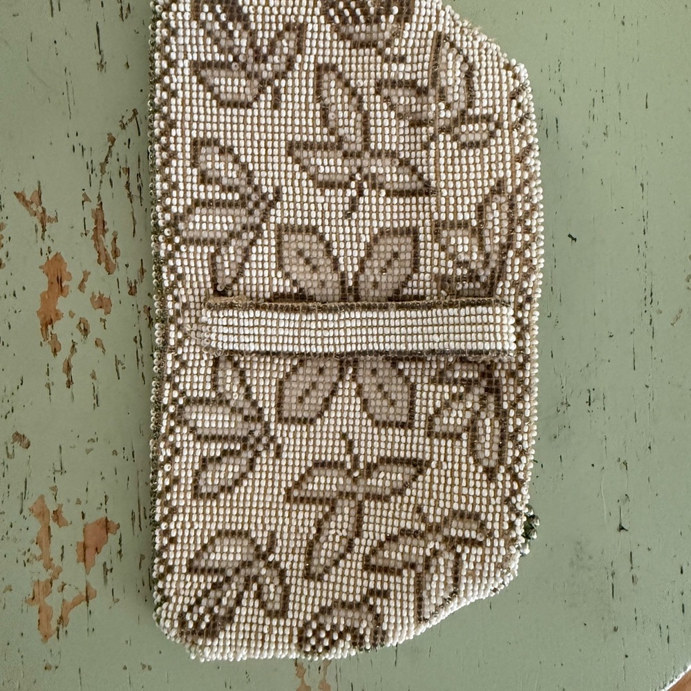 Elegant Beaded Clutch - Cream and Brown - Picture 7 of 8